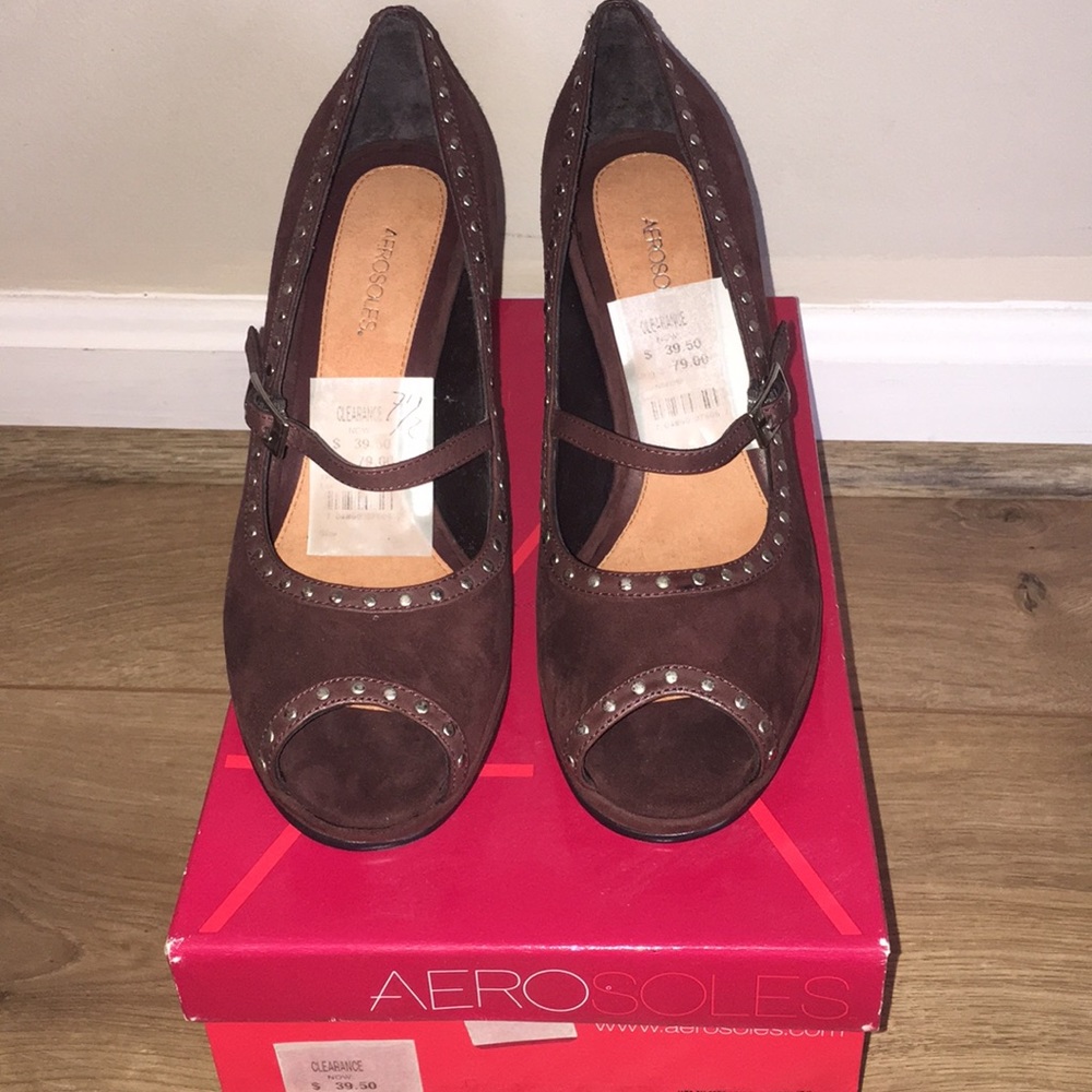 BRAND NEW! Brown peep toe 2 inch strapped heel